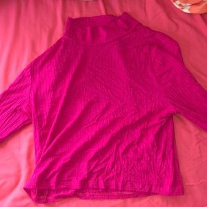 Long sleeve, turtleneck hot pink crop top